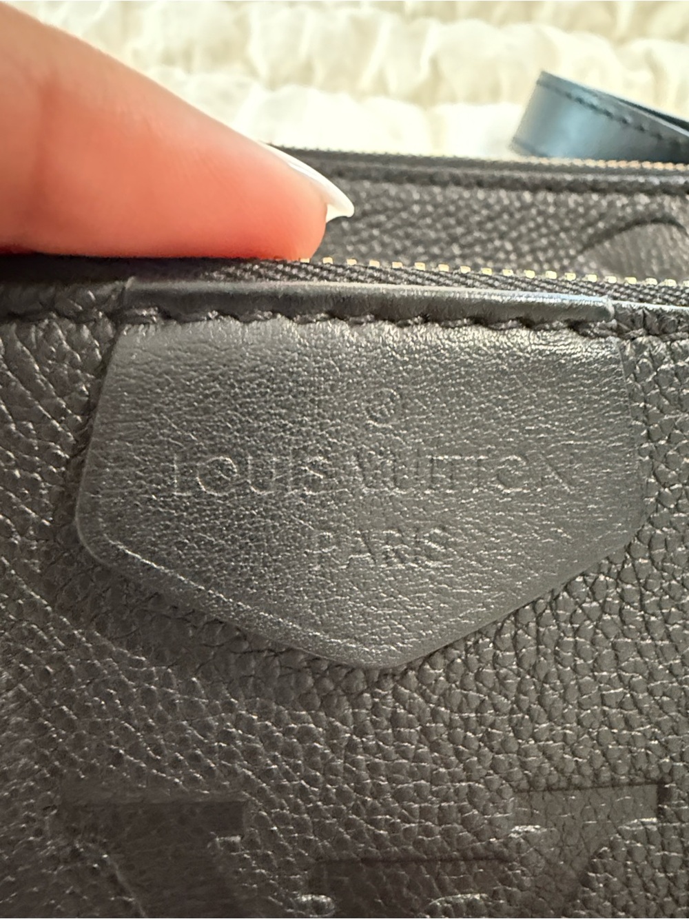 Louis Vuitton Multi-Pochette in Black/Leopard Leather Crossbody with Gold Chain - Picture 6 of 10